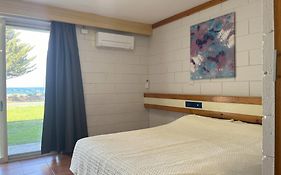 Esperance Travellers Inn
